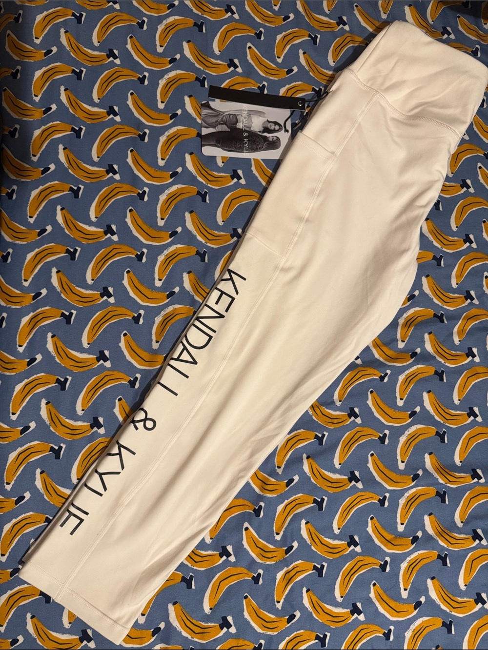 NWT Size L Kendall & Kylie Cropped Legging Jogger Pants Side Pockets Bold Logo